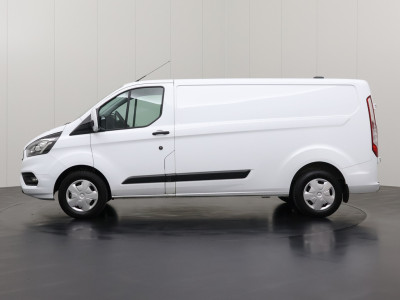 Ford Transit Custom 2.0TDCi 130PK Lang (2023) | Achterdeuren | Multimedia | Airco | Cruise | 3-Zits | Betimmering foto 12