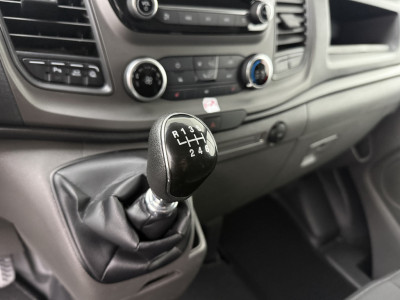 Ford Transit Custom 2.0TDCi 130PK Lang (2023) | Achterdeuren | Multimedia | Airco | Cruise | 3-Zits | Betimmering foto 20