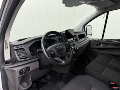Ford Transit Custom 2.0TDCi 130PK Lang | Achterdeuren | Multimedia | 3-Zits | Betimmering | Airco | Cruise foto 3