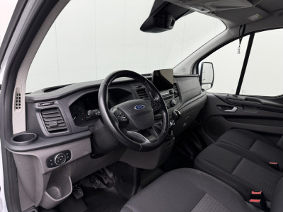 Ford Transit Custom 2.0TDCi 130PK Lang Dubbele Cabine | Kastinrichting | Navigatie | Camera | Multimedia | Airco | Cruise foto 3