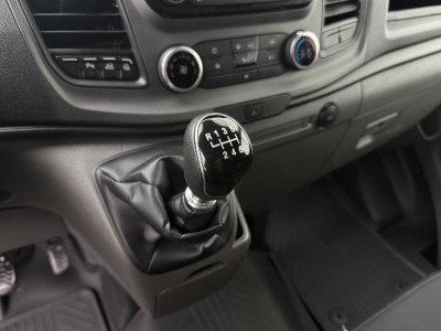Ford Transit Custom 2.0TDCi 130PK Lang | Kastinrichting | Airco | Cruise | Navigatie | Multimedia | Trekhaak foto 17