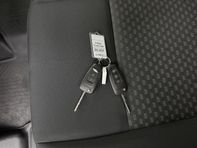 Ford Transit Custom 2.0TDCi 130PK Lang | Kastinrichting | Airco | Cruise | Navigatie | Multimedia | Trekhaak foto 5
