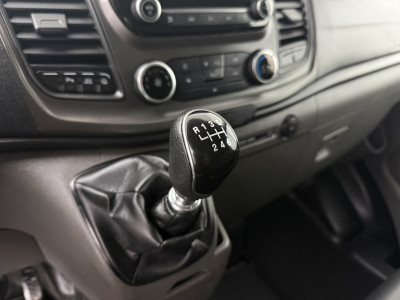 Ford Transit Custom 2.0TDCi 130PK Lang Limited | Leder | Navigatie | Camera | Airco | Cruise | 3-Zits foto 20