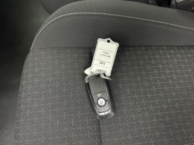 Ford Transit Custom 2.0TDCi 136PK Business | Digital Cockpit | Multimedia | Airco | Cruise | Achterdeuren foto 5