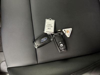 Ford Transit Custom 2.0TDCi 136PK Lang Business Digital | Leder | Camera | Multimedia | 3-Zits foto 5