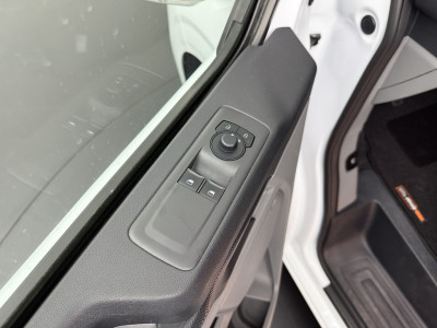 Ford Transit Custom 2.0TDCi 136PK Lang Digital Business | Leder | Multimedia | Camera | Betimmering foto 8