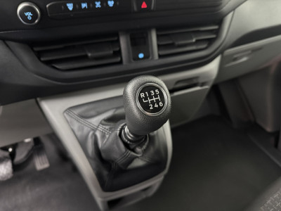 Ford Transit Custom 2.0TDCi 136PK Lang | Digital Cockpit | Multimedia | Camera | Airco | Cruise | 3-Zits foto 17