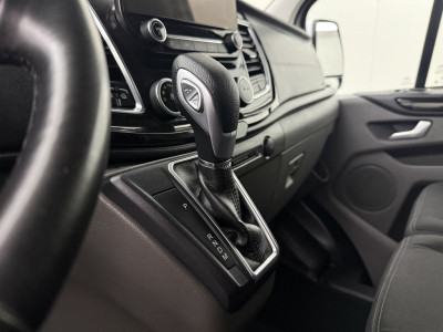 Ford Transit Custom 2.0TDCi 170PK Automaat Lang Limited | Dakdragers | Multimedia | Camera | 3-Zits | Trekhaak foto 16