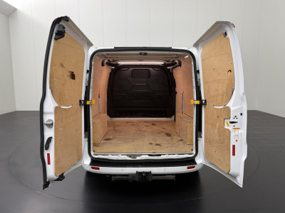 Ford Transit Custom 2.0TDCi 170PK Automaat Lang Limited | Dakdragers | Multimedia | Camera | 3-Zits | Trekhaak foto 4
