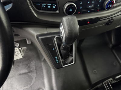 Ford Transit Custom 2.0TDCi 170PK Automaat Lang Limited | Werkplaatsinrichting | Navigatie | Camera | Airco | Cruise | Trekhaak foto 17