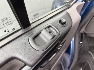 Ford Transit Custom 2.0TDCi 170PK Automaat Lang Limited | Werkplaatsinrichting | Navigatie | Camera | Airco | Cruise | Trekhaak foto 8