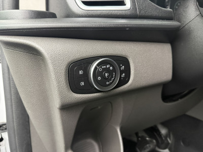 Ford Transit Custom 2.0TDCi 170PK Automaat Limited | Dakdragers | Trekhaak | Multimedia | Camera | Airco | Cruise | 3-Zits foto 14