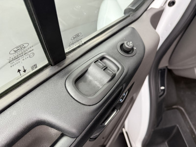Ford Transit Custom 2.0TDCi Lang Business | Navigatie | Camera | Airco | Cruise | 3-Zits foto 8