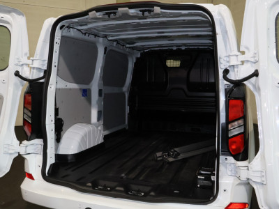 Ford Transit Custom 2.0 TDci 130pk L1 H1 Automaat Limited Navigatie 360gr Camera foto 14