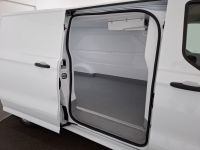 Ford Transit Custom 2.0 TDci 136pk L2 H1 Trend Koelwagen foto 13
