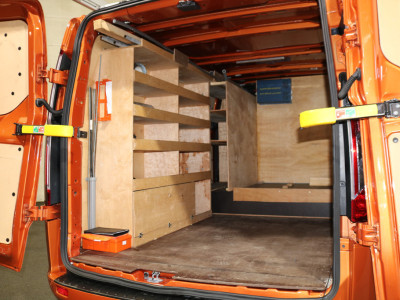 Ford Transit Custom 2.0 TDci 185pk L2 H1 Sport Imperiaal 19