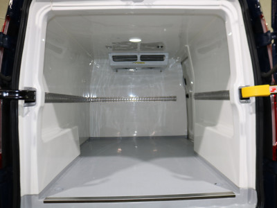 Ford Transit Custom 2.0 TDci L2 H1 Automaat Koelwagen foto 3
