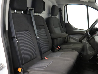 Ford Transit Custom 2.2 TDCI - Airco - Camera - Cruise - €7.950,- MARGE foto 4