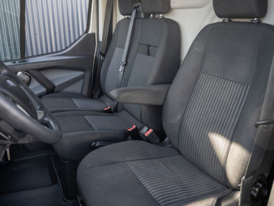 Ford Transit Custom 2.2 TDCi L2H1 | 125 PK | 3-Zits | Cruise | Airco | Trekhaak foto 14