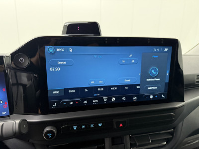 Ford Transit Custom 218PK Lang Limited | 71KWh | Multimedia | Camera | Airco | Cruise | 3-Zits foto 17