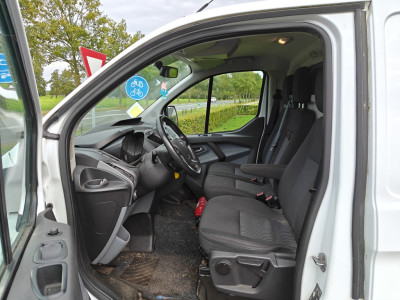Ford Transit Custom 270 2.0 TDCI L1H1 Trend AIRCO/AUTOMAAT BJ 2017 foto 10