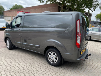 Ford Transit Custom 270 2.2 TDCI L1H1 Limited / Airco / Cruise Control / 3Zits / Camera / Navigatie/ PDC /2014 /Euro5 / 92KW=125PK 2