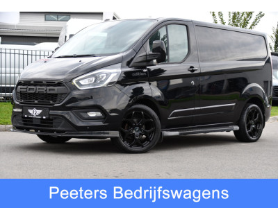 Ford Transit Custom 280 2.0 TDCI L1H1 Black Edition Camera, Cruise, Carplay, 170pk, Automaat, Stoelverwarming, Trekhaak, Multimedia, Xenon, Uniek!