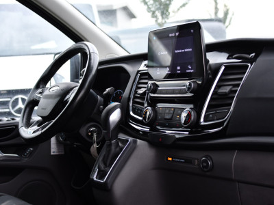 Ford Transit Custom 280 2.0 TDCI L1H1 Black Edition Camera, Cruise, Carplay, 170pk, Automaat, Stoelverwarming, Trekhaak, Multimedia, Xenon, Uniek! foto 13