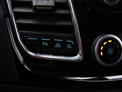 Ford Transit Custom 280 2.0 TDCI L1H1 Black Edition Camera, Cruise, Carplay, 170pk, Automaat, Stoelverwarming, Trekhaak, Multimedia, Xenon, Uniek! foto 15