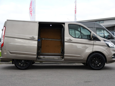 Ford Transit Custom 280 2.0 TDCI L1H1 PB Edition Limited Camera, Cruise, Carplay, Stoelverwarming, Trekhaak, 130pk, Multimedia, NAVI, Uniek! foto 11