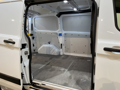Ford Transit Custom 280 2.0 TDCI L1H1 Trend 130 PK / Euro 6 / Airco / CarPlay / Cruise Control / Camera / 3-Zits / 62.500 KM !! foto 20