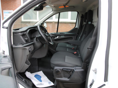 Ford Transit Custom 280 2.0 TDCI L1H1 Trend / Trekhaak / 3 zits / Sync 3 / Camera / Cruise foto 3