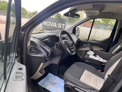 Ford Transit Custom 290 2.0 TDCI L2H1 Limited DC / 2016 / Euro6 / Airco / Cruise Control / Camera / Navigatie / PDC Voor+ Achter / 7