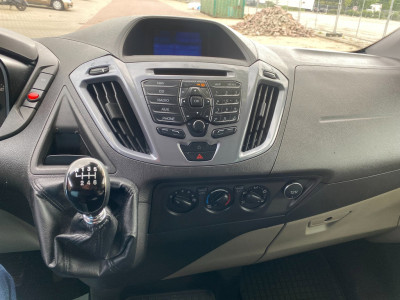 Ford Transit Custom 290 2.0 TDCI L2H1 Limited DC / 2016 / Euro6 / Airco / Cruise Control / Camera / Navigatie / PDC Voor+ Achter / 9