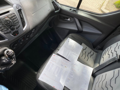 Ford Transit Custom 290 2.2 TDCI L2H1 Limited / Airco / Cruise Control / 6 Bak / 114KW=155PK / PDC / Navigatie / Lane Assist / 11