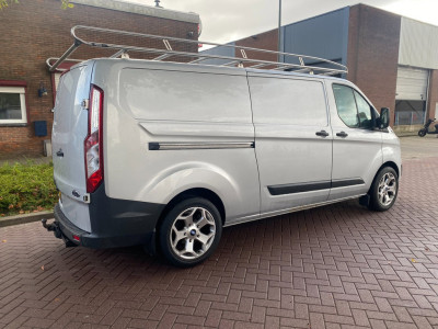 Ford Transit Custom 290 2.2 TDCI L2H1 Trend / Airco / 2015 / 183.063 KM NAP / Cruise Control /Camera /APK 18-9-2027 / 3Zits /125PK foto 4