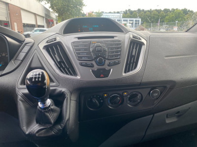Ford Transit Custom 290 2.2 TDCI L2H1 Trend / Airco / 2015 / 183.063 KM NAP / Cruise Control /Camera /APK 18-9-2027 / 3Zits /125PK foto 9