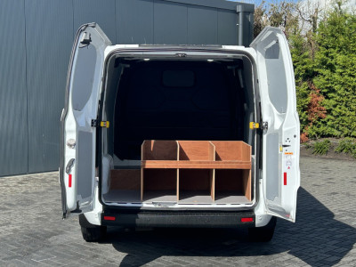 Ford Transit Custom 300 2.0 TDCI 130 PK AUTOMAAT / L2H1 / 1e EIG. / ADAPT CRUISE / AIRCO / CAMERA / NAVI / 3-ZITS foto 7