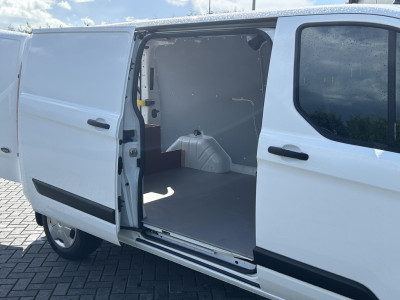 Ford Transit Custom 300 2.0 TDCI 130 PK AUTOMAAT / L2H1 / 1e EIG. / ADAPT CRUISE / AIRCO / CAMERA / NAVI / 3-ZITS foto 8