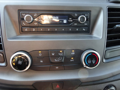 Ford Transit Custom 300 2.0 TDCI 130 PK L2H1 Trend AUTOMAAT AIRCO CRUISE CONTROL 20