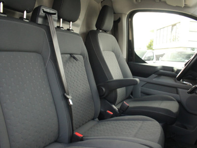 Ford Transit Custom 300 2.0TDCI 170pk L2H1 Limited | Automaat | Driver Asssist | 20 LMV | Trekhaak | Camera | Carplay/Android | Keyless | Lease 627,- p/m foto 17