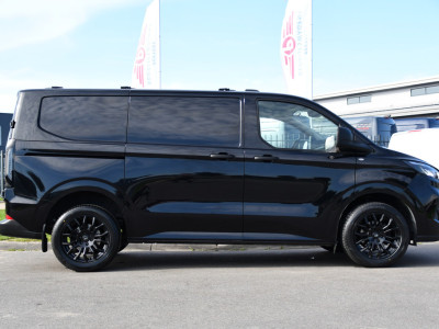 Ford Transit Custom 300 2.0 TDCI L1H1 Black Edition Cruise, Camera, Carplay, LED, 136pk, Automaat, NAVI, Airco, Multimedia, Uniek! foto 10