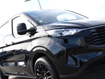 Ford Transit Custom 300 2.0 TDCI L1H1 Black Edition Cruise, Camera, Carplay, LED, 136pk, Automaat, NAVI, Airco, Multimedia, Uniek! foto 18