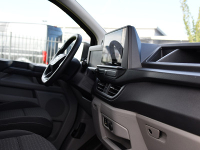 Ford Transit Custom 300 2.0 TDCI L1H1 Black Edition Cruise, Camera, Carplay, LED, 136pk, Automaat, NAVI, Airco, Multimedia, Uniek! foto 19