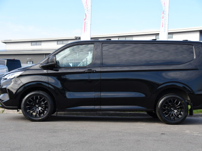 Ford Transit Custom 300 2.0 TDCI L1H1 Black Edition Cruise, Camera, Carplay, LED, 136pk, Automaat, NAVI, Airco, Multimedia, Uniek! foto 9