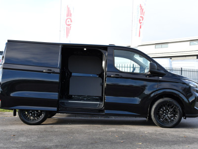 Ford Transit Custom 300 2.0 TDCI L1H1 Black Edition Virtual, Cruise, Carplay, Camera, LED, Automaat, 136pk, Stoelverwarming, Multimedia, Uniek! foto 9