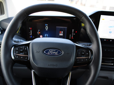 Ford Transit Custom 300 2.0 TDCI L1H1 DC Limited PB Edition Adaptieve Cruise, Camera, Carplay, LED, Stoelverwarming, 2 x Schuifdeur, Automaat, Stuurverwarming, Trekhaak, 170pk, Uniek! foto 14