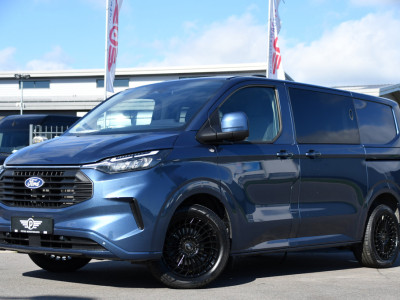 Ford Transit Custom 300 2.0 TDCI L1H1 DC Limited PB Edition Adaptieve Cruise, Camera, Carplay, LED, Stoelverwarming, 2 x Schuifdeur, Automaat, Stuurverwarming, Trekhaak, 170pk, Uniek! foto 4