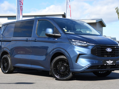 Ford Transit Custom 300 2.0 TDCI L1H1 DC Limited PB Edition Adaptieve Cruise, Camera, Carplay, LED, Stoelverwarming, 2 x Schuifdeur, Automaat, Stuurverwarming, Trekhaak, 170pk, Uniek! foto 5