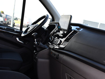 Ford Transit Custom 300 2.0 TDCI L1H1 DC Raptor Edition Camera, Cruise, Carplay, 130pk, Stoelverarming, Sport pakket, 2 x Schuifdeur, multimedia, Sensoren, Uniek! foto 12